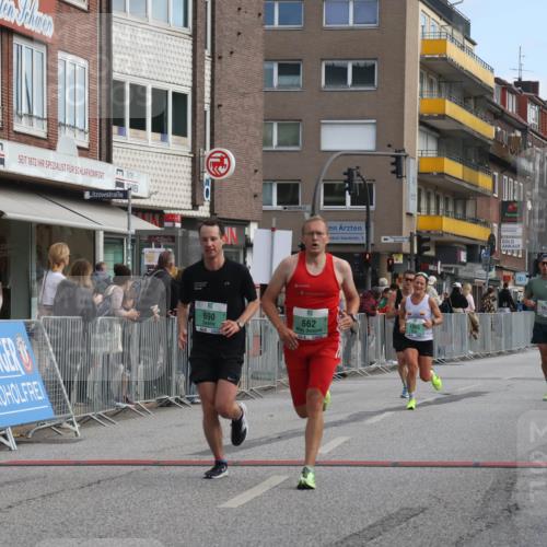 15.09.2024 - PSD Bank Halbmarathon Michael Strokosch http://msf.ph/oto/7087005 15.09.2024 11:27:20 Ziel 662, 665, 690, 826, 895, 1029, 1037, 1045 meine-sportfotos.de
