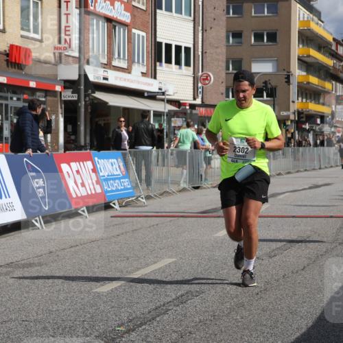 15.09.2024 - PSD Bank Halbmarathon Michael Strokosch http://msf.ph/oto/7087044 15.09.2024 12:36:09 Ziel 2302, 2380 meine-sportfotos.de