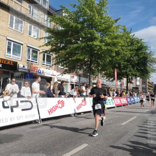 15.09.2024 - PSD Bank Halbmarathon Miley Keyser http://msf.ph/oto/7087089 15.09.2024 11:54:07 Ziel 1267, 1506, 1537, 1807, 1976, 1995, 2416, 2516, 2541, 2706, 2733, 2757 meine-sportfotos.de
