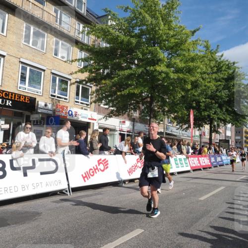 15.09.2024 - PSD Bank Halbmarathon Miley Keyser http://msf.ph/oto/7087091 15.09.2024 11:54:07 Ziel 1267, 1506, 1537, 1807, 1976, 1995, 2416, 2516, 2541, 2706, 2733, 2757 meine-sportfotos.de