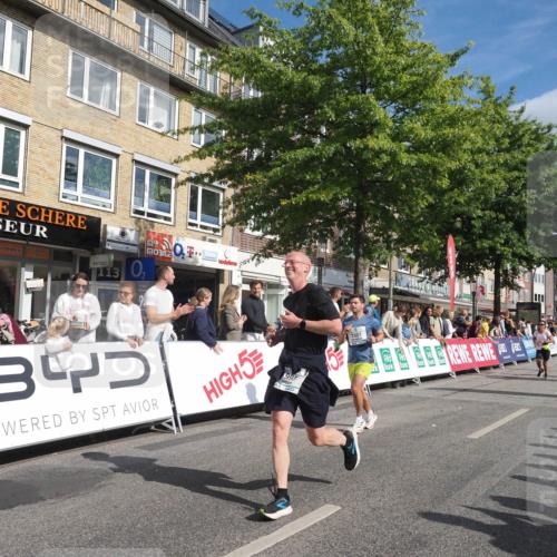 15.09.2024 - PSD Bank Halbmarathon Miley Keyser http://msf.ph/oto/7087095 15.09.2024 11:54:07 Ziel 1267, 1506, 1537, 1807, 1976, 1995, 2416, 2516, 2541, 2706, 2733, 2757 meine-sportfotos.de