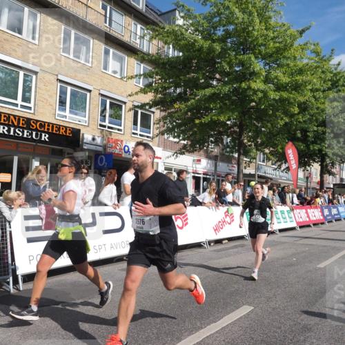 15.09.2024 - PSD Bank Halbmarathon Miley Keyser http://msf.ph/oto/7087116 15.09.2024 11:54:11 Ziel 1537, 1807, 1976, 1995, 2541, 2706, 2733, 2757, 3229 meine-sportfotos.de
