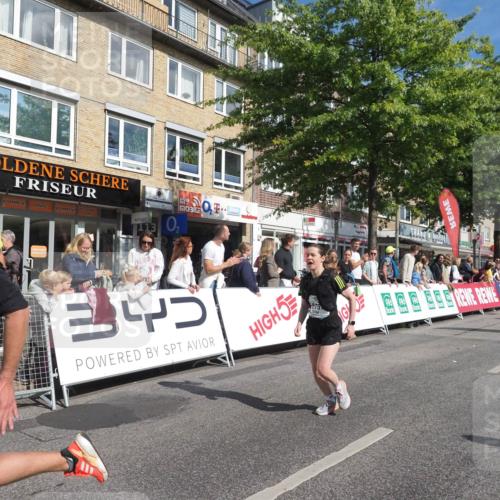 15.09.2024 - PSD Bank Halbmarathon Miley Keyser http://msf.ph/oto/7087124 15.09.2024 11:54:11 Ziel 1537, 1807, 1976, 1995, 2541, 2706, 2733, 2757, 3229 meine-sportfotos.de
