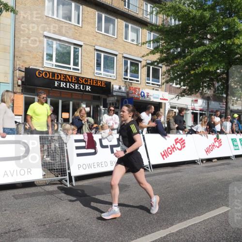 15.09.2024 - PSD Bank Halbmarathon Miley Keyser http://msf.ph/oto/7087131 15.09.2024 11:54:12 Ziel 1537, 1807, 1976, 1995, 2541, 2706, 2733, 2757, 3229 meine-sportfotos.de