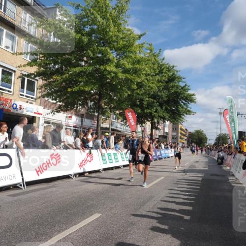 15.09.2024 - PSD Bank Halbmarathon Miley Keyser http://msf.ph/oto/7087141 15.09.2024 11:54:21 Ziel 1681, 1770, 1924, 1927, 2541, 2687, 2733, 2925, 3229 meine-sportfotos.de