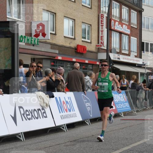 15.09.2024 - PSD Bank Halbmarathon Michael Strokosch http://msf.ph/oto/7087149 15.09.2024 11:27:34 Ziel 433, 439, 658, 662, 690, 722, 825, 874, 895, 1029, 1037, 1045, 1054 meine-sportfotos.de