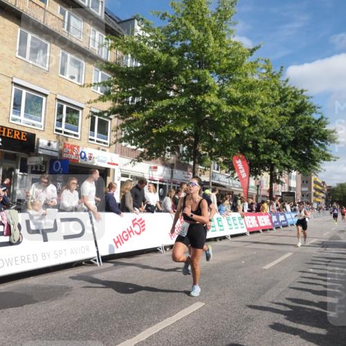15.09.2024 - PSD Bank Halbmarathon Miley Keyser http://msf.ph/oto/7087152 15.09.2024 11:54:21 Ziel 1681, 1770, 1924, 1927, 2541, 2687, 2733, 2925, 3229 meine-sportfotos.de