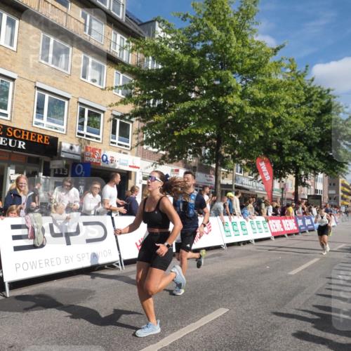 15.09.2024 - PSD Bank Halbmarathon Miley Keyser http://msf.ph/oto/7087158 15.09.2024 11:54:22 Ziel 1681, 1770, 1924, 1927, 2541, 2687, 2733, 2925, 3229 meine-sportfotos.de