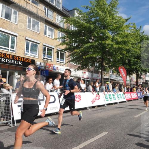 15.09.2024 - PSD Bank Halbmarathon Miley Keyser http://msf.ph/oto/7087161 15.09.2024 11:54:22 Ziel 1681, 1770, 1924, 1927, 2541, 2687, 2733, 2925, 3229 meine-sportfotos.de