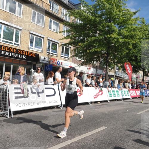 15.09.2024 - PSD Bank Halbmarathon Miley Keyser http://msf.ph/oto/7087182 15.09.2024 11:54:24 Ziel 1681, 1770, 1794, 1924, 1927, 2541, 2687, 2733, 2925, 3229 meine-sportfotos.de