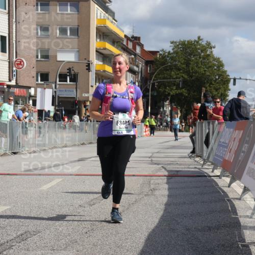 15.09.2024 - PSD Bank Halbmarathon Michael Strokosch http://msf.ph/oto/7087183 15.09.2024 12:36:32 Ziel 1978, 3404, 3411 meine-sportfotos.de