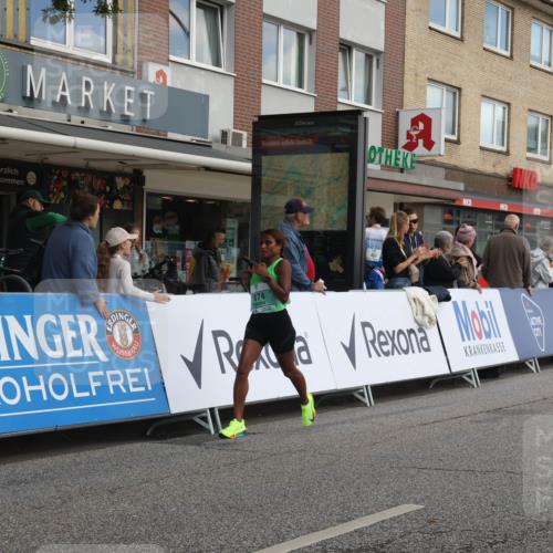 15.09.2024 - PSD Bank Halbmarathon Michael Strokosch http://msf.ph/oto/7087207 15.09.2024 11:27:38 Ziel 433, 439, 658, 694, 722, 825, 874, 1027, 1037, 1045, 1054 meine-sportfotos.de