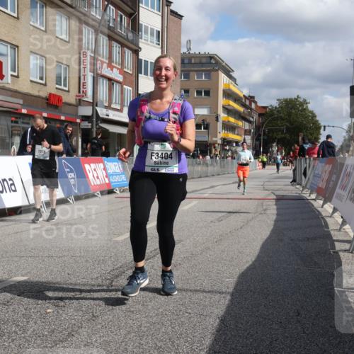 15.09.2024 - PSD Bank Halbmarathon Michael Strokosch http://msf.ph/oto/7087221 15.09.2024 12:36:34 Ziel 1978, 3404, 3411 meine-sportfotos.de
