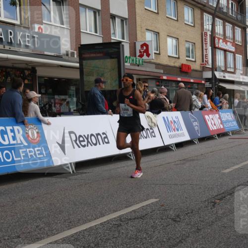 15.09.2024 - PSD Bank Halbmarathon Michael Strokosch http://msf.ph/oto/7087305 15.09.2024 11:27:48 Ziel 427, 433, 694, 825, 874, 1027, 1031, 1046, 1054, 1099 meine-sportfotos.de