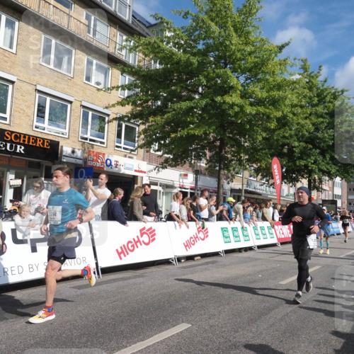 15.09.2024 - PSD Bank Halbmarathon Miley Keyser http://msf.ph/oto/7087314 15.09.2024 11:54:38 Ziel 758, 790, 1205, 1762, 1770, 1794, 1871, 1887, 1924, 1927, 2687, 2695, 2818, 2925, 3517 meine-sportfotos.de