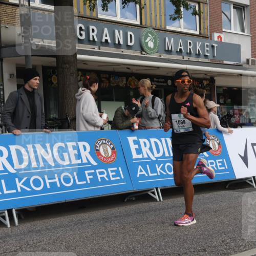 15.09.2024 - PSD Bank Halbmarathon Michael Strokosch http://msf.ph/oto/7087315 15.09.2024 11:27:49 Ziel 427, 691, 694, 874, 1027, 1031, 1046, 1054, 1099 meine-sportfotos.de
