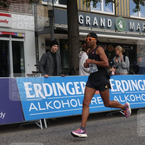 15.09.2024 - PSD Bank Halbmarathon Michael Strokosch http://msf.ph/oto/7087320 15.09.2024 11:27:49 Ziel 427, 691, 694, 874, 1027, 1031, 1046, 1054, 1099 meine-sportfotos.de