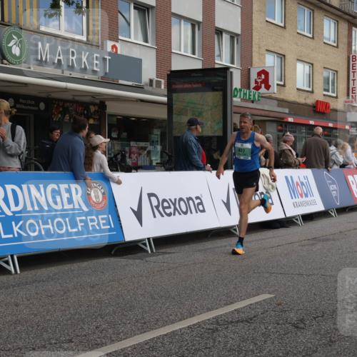 15.09.2024 - PSD Bank Halbmarathon Michael Strokosch http://msf.ph/oto/7087331 15.09.2024 11:27:51 Ziel 427, 691, 694, 890, 1027, 1031, 1046, 1054, 1099 meine-sportfotos.de