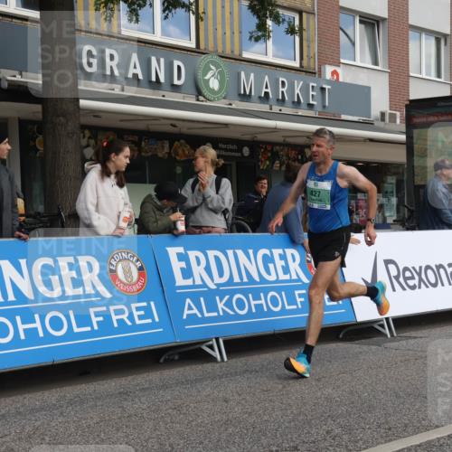 15.09.2024 - PSD Bank Halbmarathon Michael Strokosch http://msf.ph/oto/7087340 15.09.2024 11:27:51 Ziel 427, 691, 694, 890, 1027, 1031, 1046, 1054, 1099 meine-sportfotos.de
