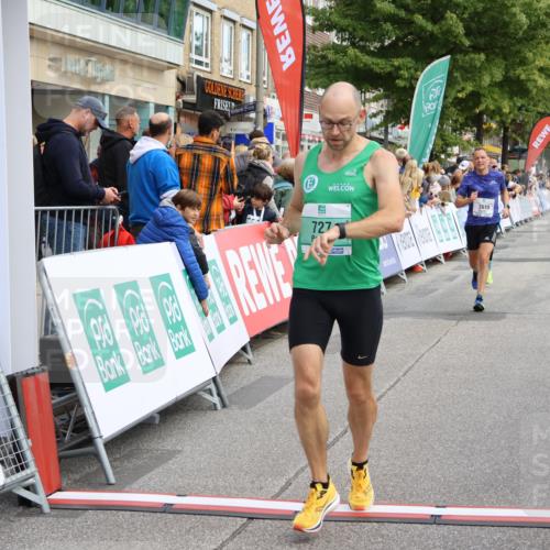 15.09.2024 - PSD Bank Halbmarathon Strokosch-Dieckow http://msf.ph/oto/7087373 15.09.2024 11:30:06 Ziel 703, 704, 711, 727, 1041, 1093, 2469, 2615, 2692 meine-sportfotos.de