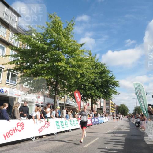 15.09.2024 - PSD Bank Halbmarathon Miley Keyser http://msf.ph/oto/7087379 15.09.2024 11:54:44 Ziel 758, 790, 834, 1205, 1762, 1794, 1803, 1871, 1887, 2695, 2818, 3517 meine-sportfotos.de