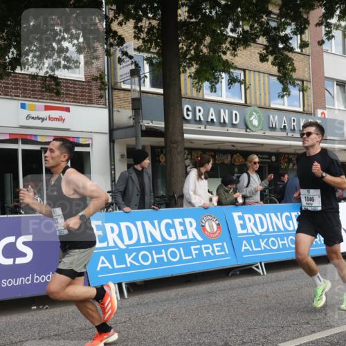 15.09.2024 - PSD Bank Halbmarathon Michael Strokosch http://msf.ph/oto/7087384 15.09.2024 11:27:56 Ziel 427, 691, 694, 700, 890, 1027, 1031, 1046, 1099, 1140, 2612 meine-sportfotos.de