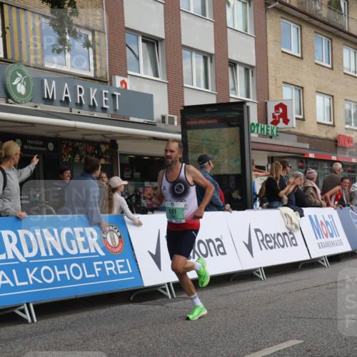15.09.2024 - PSD Bank Halbmarathon Michael Strokosch http://msf.ph/oto/7087397 15.09.2024 11:27:57 Ziel 427, 691, 694, 700, 890, 1031, 1046, 1099, 1140, 2612 meine-sportfotos.de