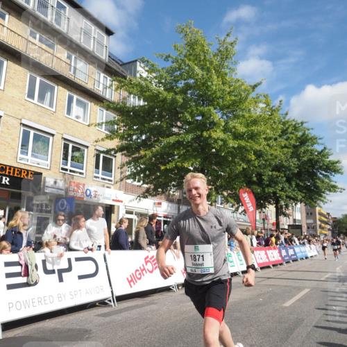 15.09.2024 - PSD Bank Halbmarathon Miley Keyser http://msf.ph/oto/7087398 15.09.2024 11:54:45 Ziel 758, 790, 834, 1205, 1588, 1762, 1794, 1803, 1871, 1887, 2695, 2818, 3517 meine-sportfotos.de