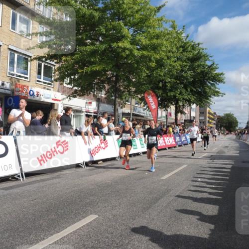 15.09.2024 - PSD Bank Halbmarathon Miley Keyser http://msf.ph/oto/7087407 15.09.2024 11:54:51 Ziel 758, 834, 1588, 1762, 1803, 1814, 1871, 2695, 3517 meine-sportfotos.de