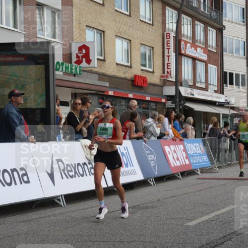 15.09.2024 - PSD Bank Halbmarathon Michael Strokosch http://msf.ph/oto/7087427 15.09.2024 11:27:59 Ziel 427, 691, 700, 890, 1031, 1046, 1099, 1140, 2612 meine-sportfotos.de