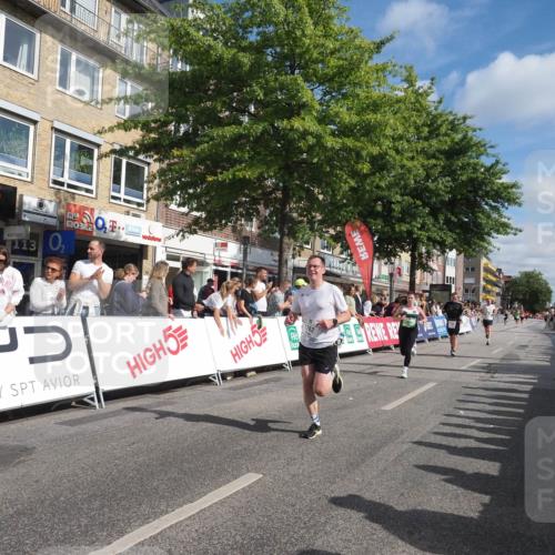 15.09.2024 - PSD Bank Halbmarathon Miley Keyser http://msf.ph/oto/7087428 15.09.2024 11:54:52 Ziel 758, 834, 1588, 1762, 1803, 1814, 1871, 2695, 3517 meine-sportfotos.de