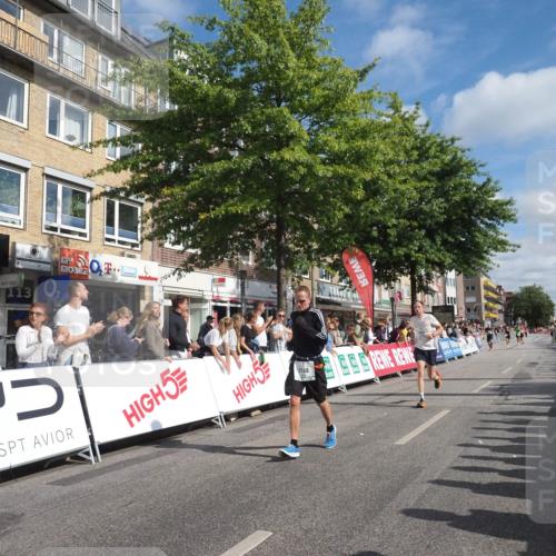 15.09.2024 - PSD Bank Halbmarathon Miley Keyser http://msf.ph/oto/7087460 15.09.2024 11:54:56 Ziel 834, 1588, 1762, 1780, 1803, 1814, 2695, 3517 meine-sportfotos.de