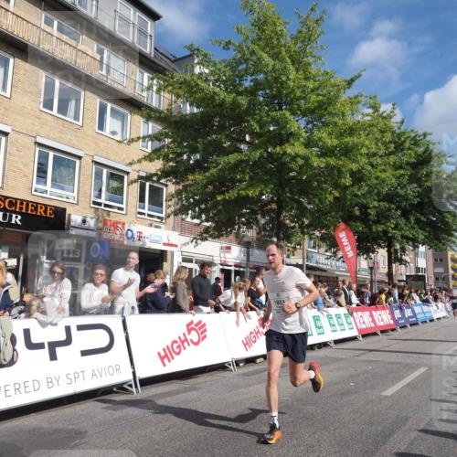 15.09.2024 - PSD Bank Halbmarathon Miley Keyser http://msf.ph/oto/7087474 15.09.2024 11:54:57 Ziel 834, 1404, 1588, 1762, 1780, 1803, 1814, 2695, 3517 meine-sportfotos.de