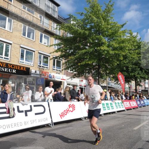 15.09.2024 - PSD Bank Halbmarathon Miley Keyser http://msf.ph/oto/7087476 15.09.2024 11:54:57 Ziel 834, 1404, 1588, 1762, 1780, 1803, 1814, 2695, 3517 meine-sportfotos.de