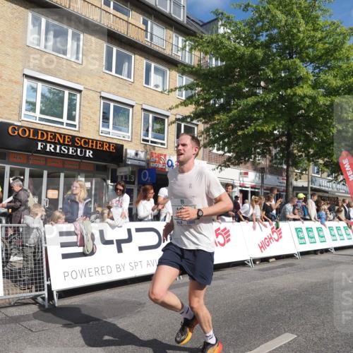 15.09.2024 - PSD Bank Halbmarathon Miley Keyser http://msf.ph/oto/7087484 15.09.2024 11:54:58 Ziel 834, 1404, 1588, 1617, 1762, 1780, 1803, 1814, 2695, 3517 meine-sportfotos.de