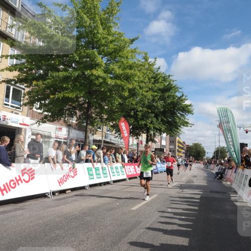 15.09.2024 - PSD Bank Halbmarathon Miley Keyser http://msf.ph/oto/7087523 15.09.2024 11:55:08 Ziel 1404, 1540, 1617, 1682, 1777, 1780, 1814, 1894, 2671, 3524 meine-sportfotos.de