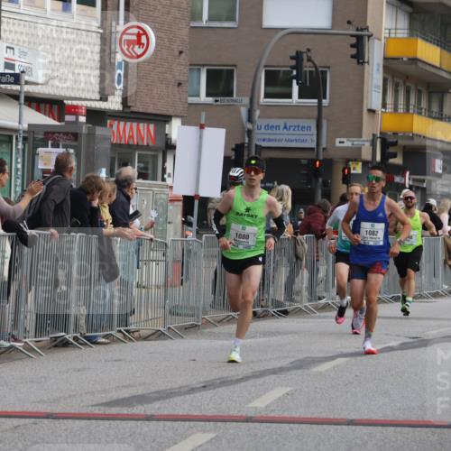 15.09.2024 - PSD Bank Halbmarathon Michael Strokosch http://msf.ph/oto/7087524 15.09.2024 11:28:09 Ziel 691, 700, 890, 1019, 1048, 1080, 1082, 1140, 2605, 2612 meine-sportfotos.de