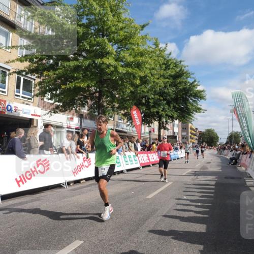 15.09.2024 - PSD Bank Halbmarathon Miley Keyser http://msf.ph/oto/7087534 15.09.2024 11:55:09 Ziel 1404, 1540, 1617, 1682, 1777, 1780, 1814, 1894, 2671, 3524 meine-sportfotos.de