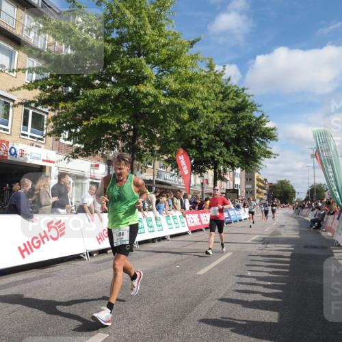 15.09.2024 - PSD Bank Halbmarathon Miley Keyser http://msf.ph/oto/7087537 15.09.2024 11:55:09 Ziel 1404, 1540, 1617, 1682, 1777, 1780, 1814, 1894, 2671, 3524 meine-sportfotos.de