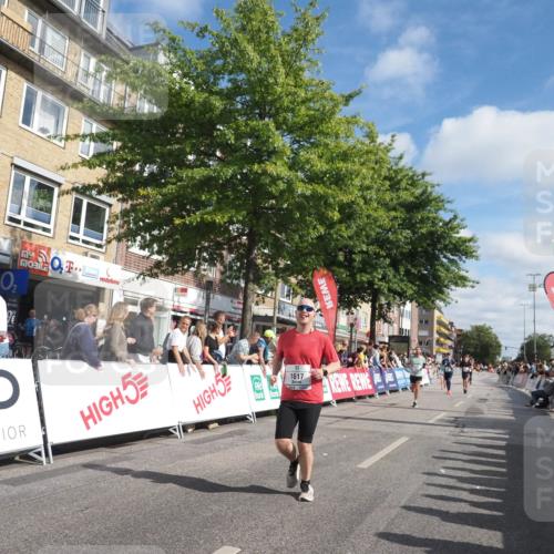 15.09.2024 - PSD Bank Halbmarathon Miley Keyser http://msf.ph/oto/7087553 15.09.2024 11:55:10 Ziel 1404, 1540, 1617, 1682, 1777, 1780, 1814, 1894, 2671, 3524 meine-sportfotos.de