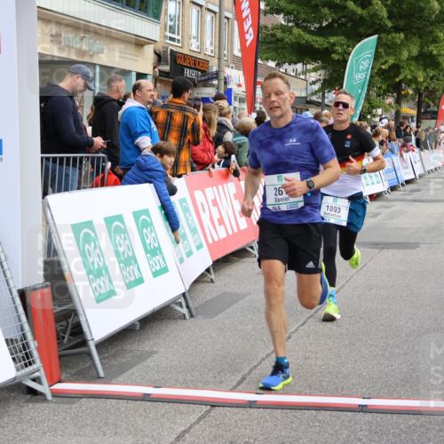 15.09.2024 - PSD Bank Halbmarathon Strokosch-Dieckow http://msf.ph/oto/7087559 15.09.2024 11:30:08 Ziel 704, 711, 727, 1041, 1093, 1184, 2469, 2615, 2692 meine-sportfotos.de
