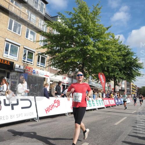 15.09.2024 - PSD Bank Halbmarathon Miley Keyser http://msf.ph/oto/7087563 15.09.2024 11:55:11 Ziel 1404, 1540, 1617, 1682, 1777, 1780, 1814, 1894, 2671, 3524 meine-sportfotos.de