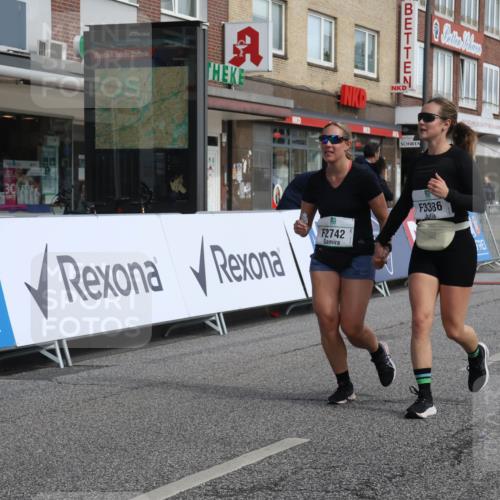 15.09.2024 - PSD Bank Halbmarathon Michael Strokosch http://msf.ph/oto/7087573 15.09.2024 12:37:21 Ziel 2742, 2761, 3386 meine-sportfotos.de