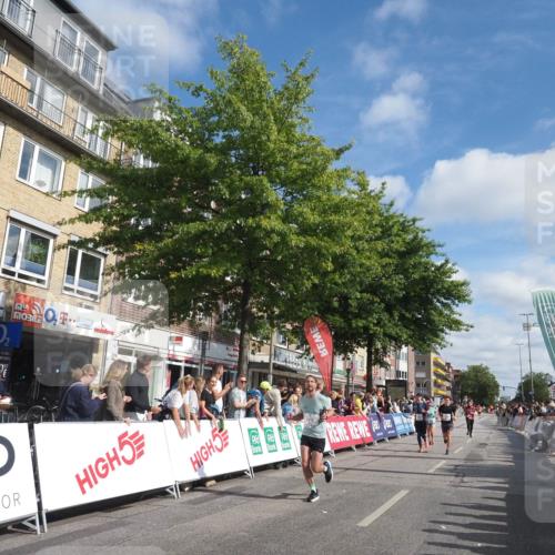15.09.2024 - PSD Bank Halbmarathon Miley Keyser http://msf.ph/oto/7087574 15.09.2024 11:55:13 Ziel 1404, 1540, 1617, 1682, 1777, 1780, 1894, 2671, 3524 meine-sportfotos.de