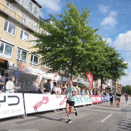 15.09.2024 - PSD Bank Halbmarathon Miley Keyser http://msf.ph/oto/7087586 15.09.2024 11:55:14 Ziel 1404, 1540, 1617, 1682, 1777, 1780, 1894, 2671, 3524 meine-sportfotos.de