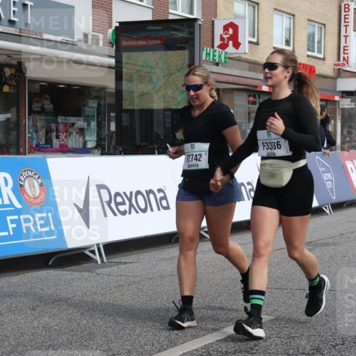 15.09.2024 - PSD Bank Halbmarathon Michael Strokosch http://msf.ph/oto/7087587 15.09.2024 12:37:22 Ziel 2742, 2761, 3386 meine-sportfotos.de