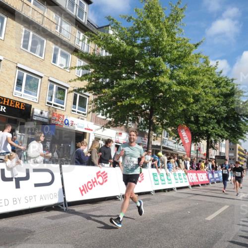 15.09.2024 - PSD Bank Halbmarathon Miley Keyser http://msf.ph/oto/7087591 15.09.2024 11:55:14 Ziel 1404, 1540, 1617, 1682, 1777, 1780, 1894, 2671, 3524 meine-sportfotos.de