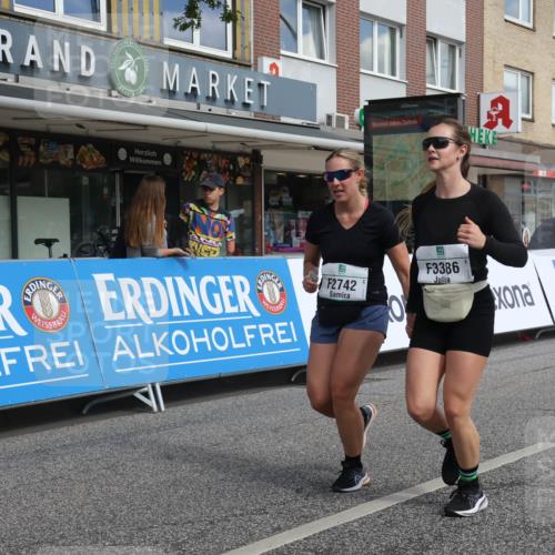 15.09.2024 - PSD Bank Halbmarathon Michael Strokosch http://msf.ph/oto/7087595 15.09.2024 12:37:22 Ziel 2742, 2761, 3386 meine-sportfotos.de