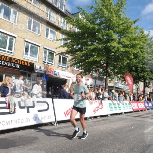 15.09.2024 - PSD Bank Halbmarathon Miley Keyser http://msf.ph/oto/7087598 15.09.2024 11:55:14 Ziel 1404, 1540, 1617, 1682, 1777, 1780, 1894, 2671, 3524 meine-sportfotos.de
