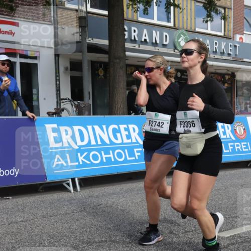 15.09.2024 - PSD Bank Halbmarathon Michael Strokosch http://msf.ph/oto/7087610 15.09.2024 12:37:23 Ziel 2742, 2761, 3386, 3441 meine-sportfotos.de